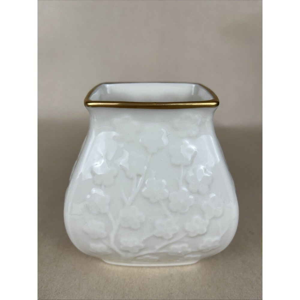 Lenox Cherry‎ Blossom Vase 4” H Porcelain 24k Gold Trim Ivory Flower Made In USA